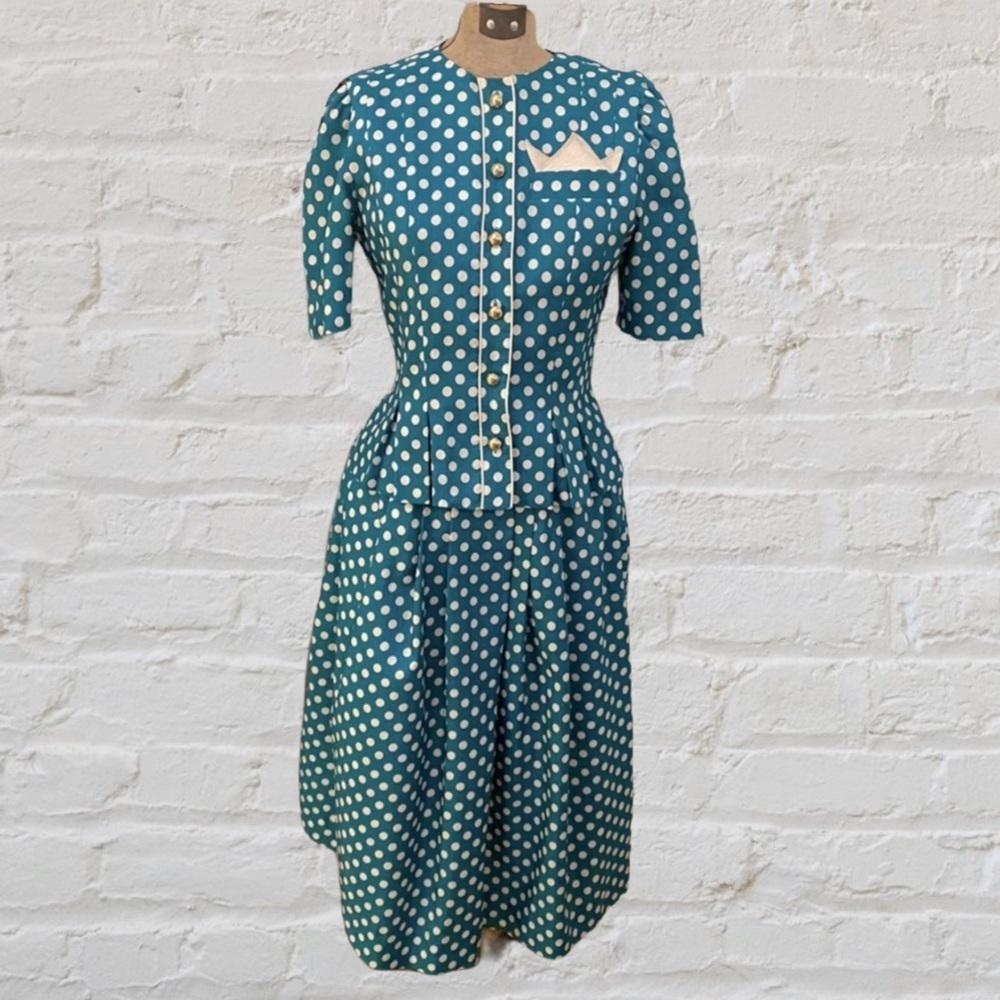 VINTAGE Turquoise Blue White Polkadot A-line Skirt Peplum Top Blouse Pleats